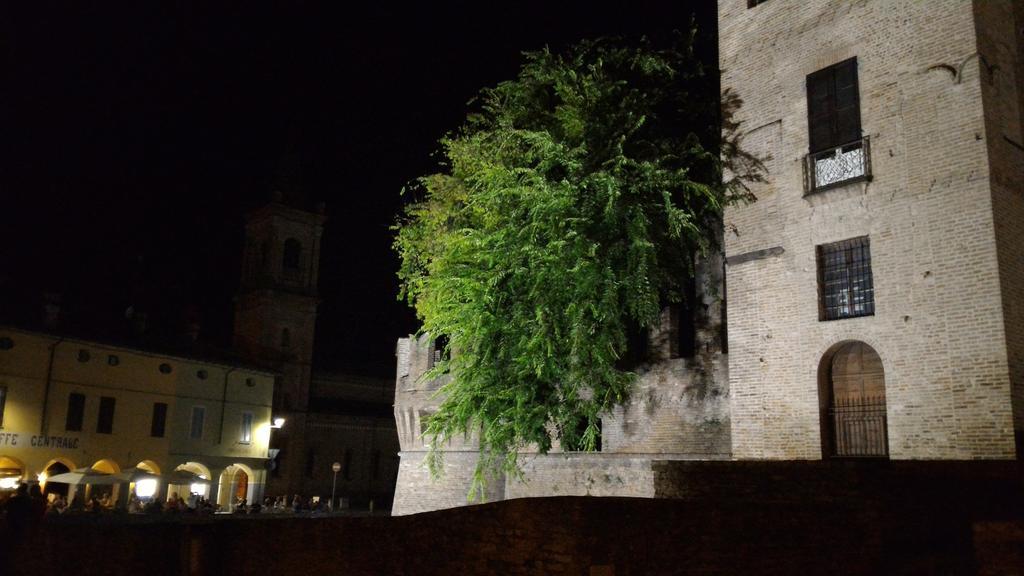 فونتانيلاّتو Agriturismo La Fattoria Del Boschetto المظهر الخارجي الصورة