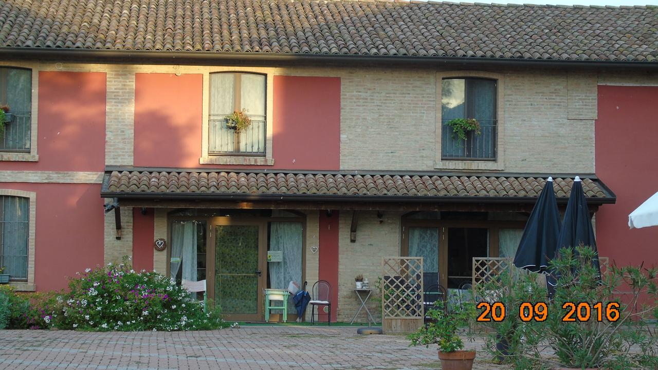 فونتانيلاّتو Agriturismo La Fattoria Del Boschetto المظهر الخارجي الصورة