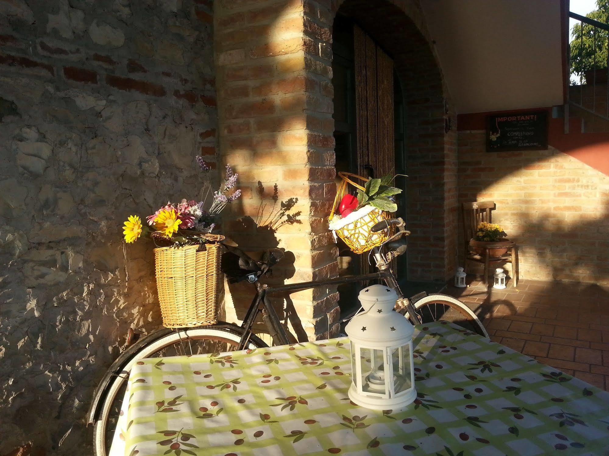 فونتانيلاّتو Agriturismo La Fattoria Del Boschetto المظهر الخارجي الصورة